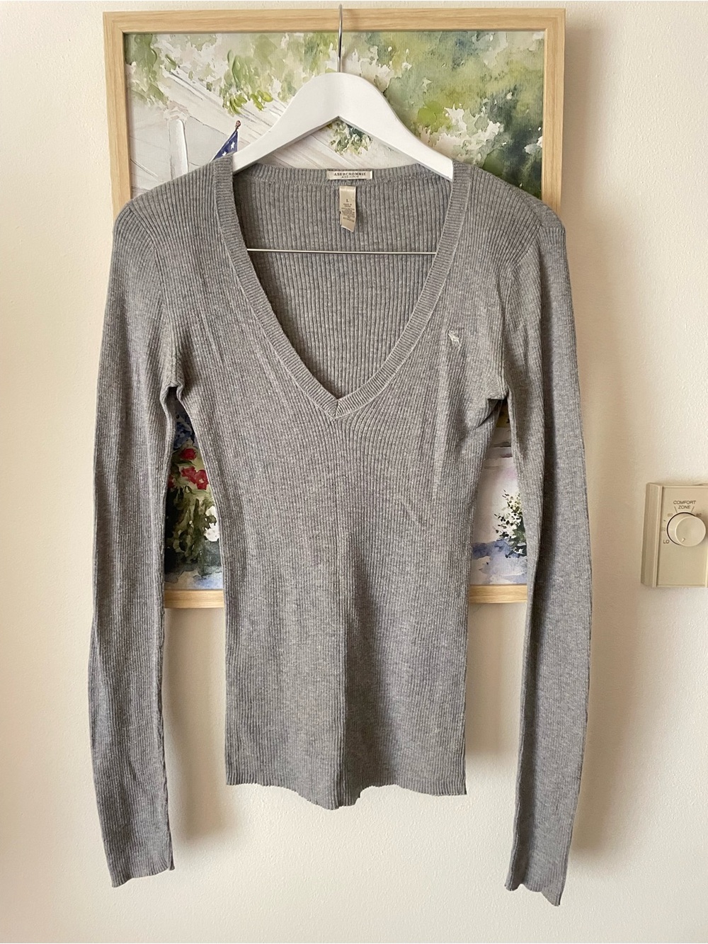 Abercrombie & Fitch Y2K Vintage V-Neck Ribbed Long Sleeve Top Grey Large